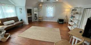 205 1/2 Euclid Avenue Gallery 1