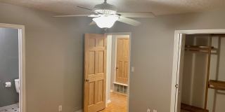 REMODELED HOME ON A QUIET STREET JUST ONE MILE WEST OF OU CAMPUS! Gallery 9