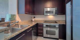 6515 Collins Ave Gallery 3