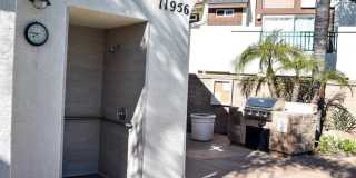 2 Bedroom 2 Bath Condo with attached garage! Gallery 8
