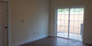 3 Bedroom, 3 1/2 Bathroom Townhouse on Easterly Parkway Gallery 11