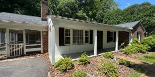 3 Bedroom House on One Level Gallery 1