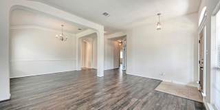 Large home in Pflugerville!  3 car garage - Highland Park Neighborhood Gallery 10