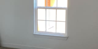 5475 VINELAND ROAD Gallery 9