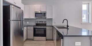 Avenue V - Senior Housing Gallery 10