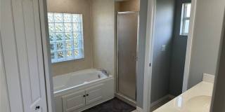 1804 NW 20th Place Gallery 19