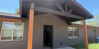 3 Bedroom 2 Bath by Reid Park ! Gallery 1