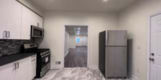 Updated 5BR 3bath house with off street parking! Gallery 6