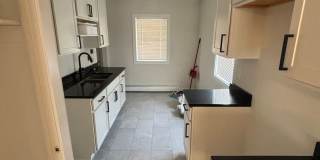 2 Bedroom Single Family Home! Gallery 3