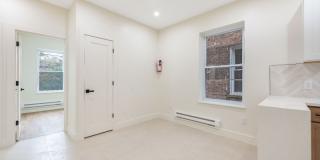 10 School St Gallery 3