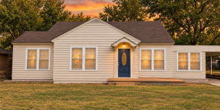 1009 West Pine Avenue Gallery 1