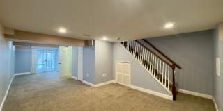 Charming 3Bed/1.5Bath Townhouse in Carney Gallery 17