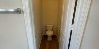 4 bed 2 bath home in Huning Ranch. Gallery 16