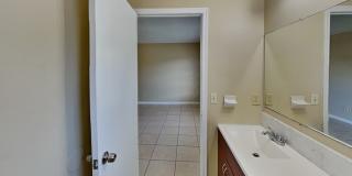 12 Herring Court Gallery 9