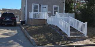 1075 Harrison Street Gallery 1