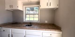 1.5 Bedrooms - 1.5 Bathrooms Split Level House -  Mt. Helix Artist’s Colony Executive Rental Gallery 38