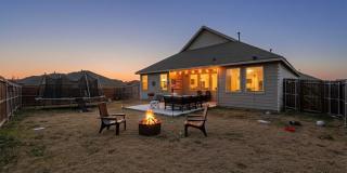 423 Pepperbark Avenue Gallery 37