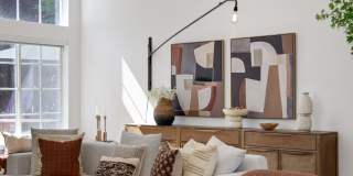 Twill Gallery 22