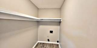 Avalon Cove Townhomes Gallery 65