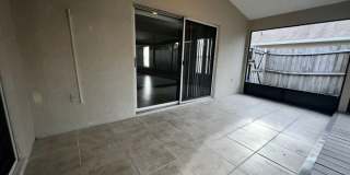 RESERVE AT WEDGEFIELD 3 bedroom 2 bath home with stainless appliances, laminate flooring and a fenced back  yard! Gallery 32