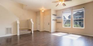 Beautiful townhome on Snow Bowl for Rent! Gallery 5