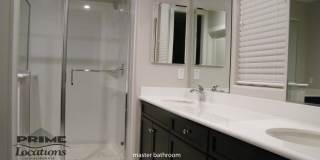 Spacious modern living Gallery 10
