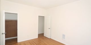 4231 Montgomery St Gallery 8