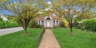 1030 Glen Cove Avenue Gallery 1