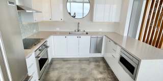 Private 16th-Floor Oceanview Residence with Belmont Pier Views Gallery 7