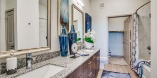 Westloop at the Diamond Interchange Gallery 38