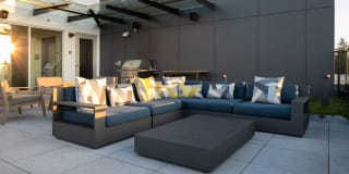 Hyde Square Gallery 34