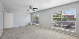 Premier Gardens Apt. Gallery 60