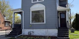 221 1/2 East Doty Avenue Gallery 1