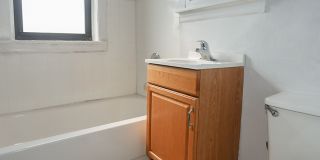 4844 N. Rockwell Apt. Gallery 7