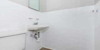 Marine Park Gallery 73