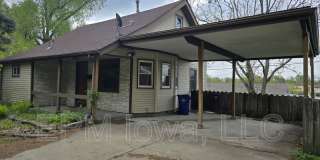 4037 Vine Avenue Southeast Gallery 1