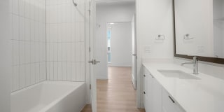 Quin + Nita Gallery 64