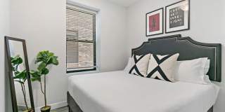 2151-2153 W Division St Gallery 11