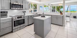 201 Portlock Rd by Gather: Beachfront Villa w/Pool Gallery 12
