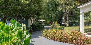 Gated versatile lifestyle property tucked into the heart of Tennessee’s most scenic countryside Gallery 22