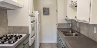 531 N Marengo Ave Gallery 6