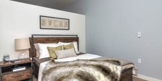 LL Hawkins Gallery 9