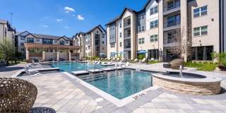 Atwater - Apartments & Townhomes Gallery 1