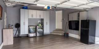 18033 Duncan St Gallery 18