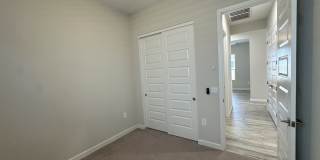 10319 W Harmony Ln Gallery 32
