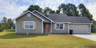Charming 3 Bed, 2 Bath Fenced In Home Gallery 1