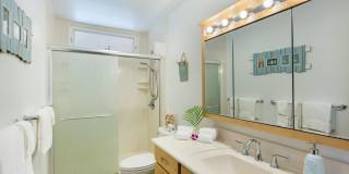 Large Tropical Modern Home w/Pool, Ocean / Koko Head Views, & A/C.  Mahina Kai Gallery 16