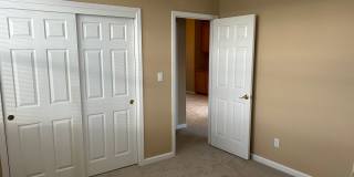 Beautiful 4 Bedroom, 2.5 Bath Oakley Home W/ Large Yard Gallery 13