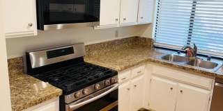Resort Style Coastal Living in Huntington Landmark Gallery 9