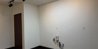 1322 E Washington Street Gallery 8